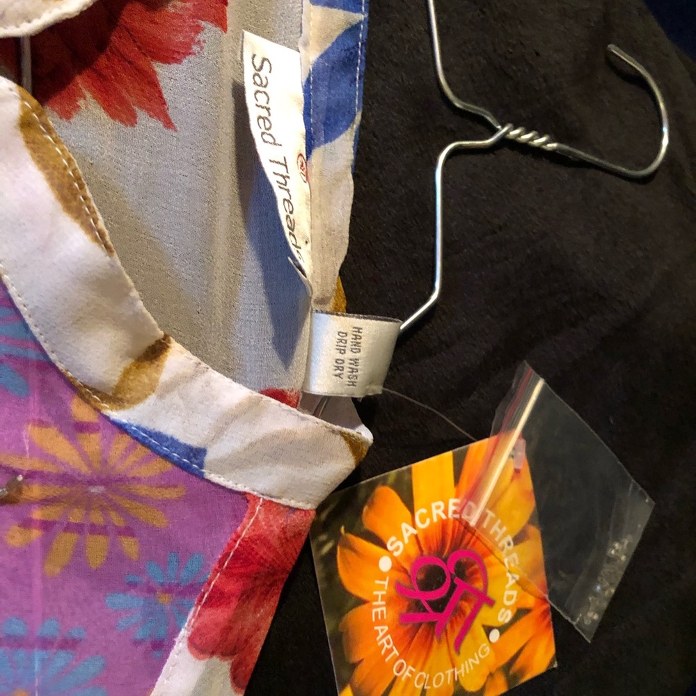 Sacred Threads long button down blouse - Picture 2 of 8